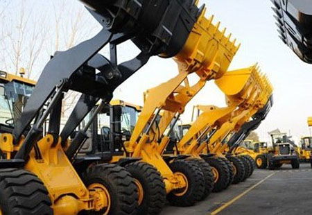 我國(guó)工程機(jī)械海外市場(chǎng)銷(xiāo)量激增 機(jī)遇與挑戰(zhàn)并存